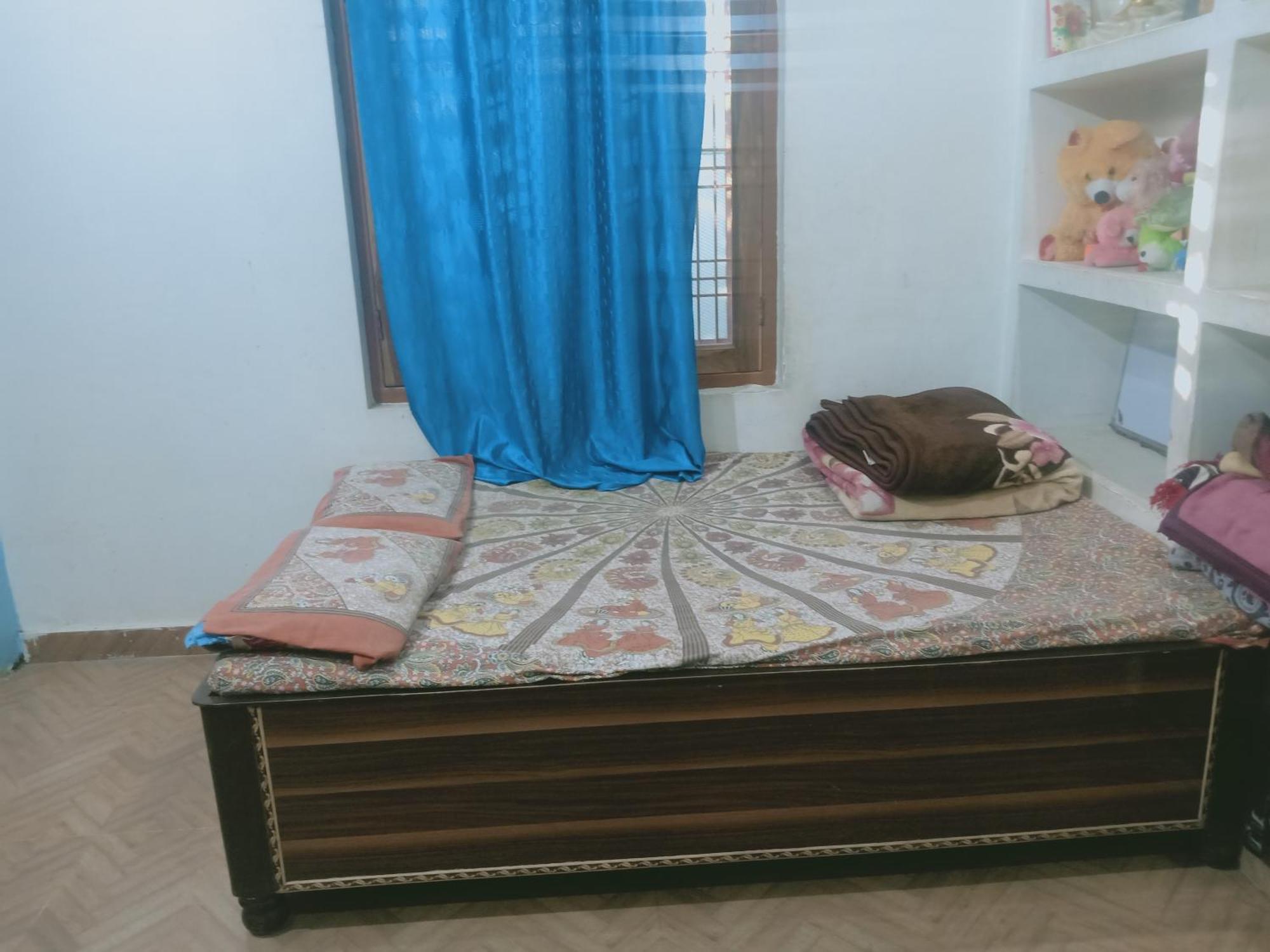 Saksham Guest House Jhusi Экстерьер фото